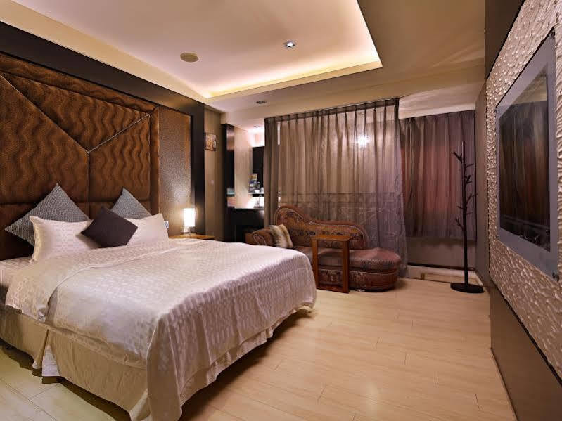 Prague Spring Boutique Motel Liujia Екстериор снимка