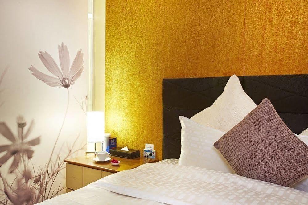 Prague Spring Boutique Motel Liujia Екстериор снимка