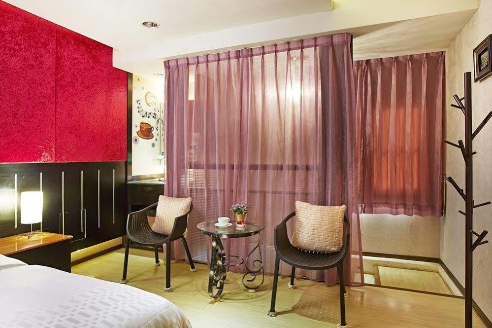 Prague Spring Boutique Motel Liujia Екстериор снимка