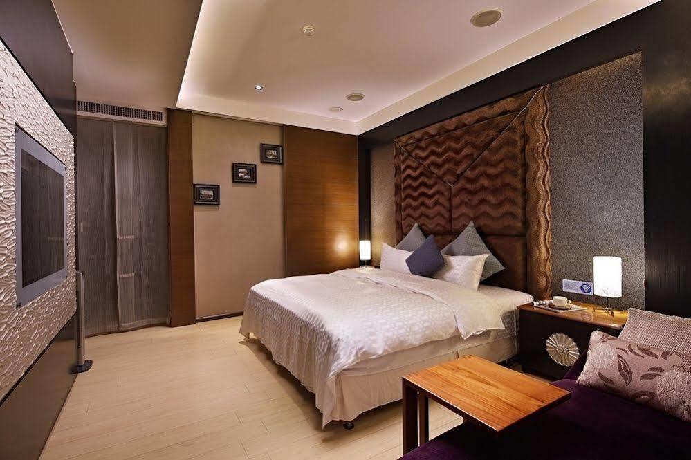 Prague Spring Boutique Motel Liujia Екстериор снимка