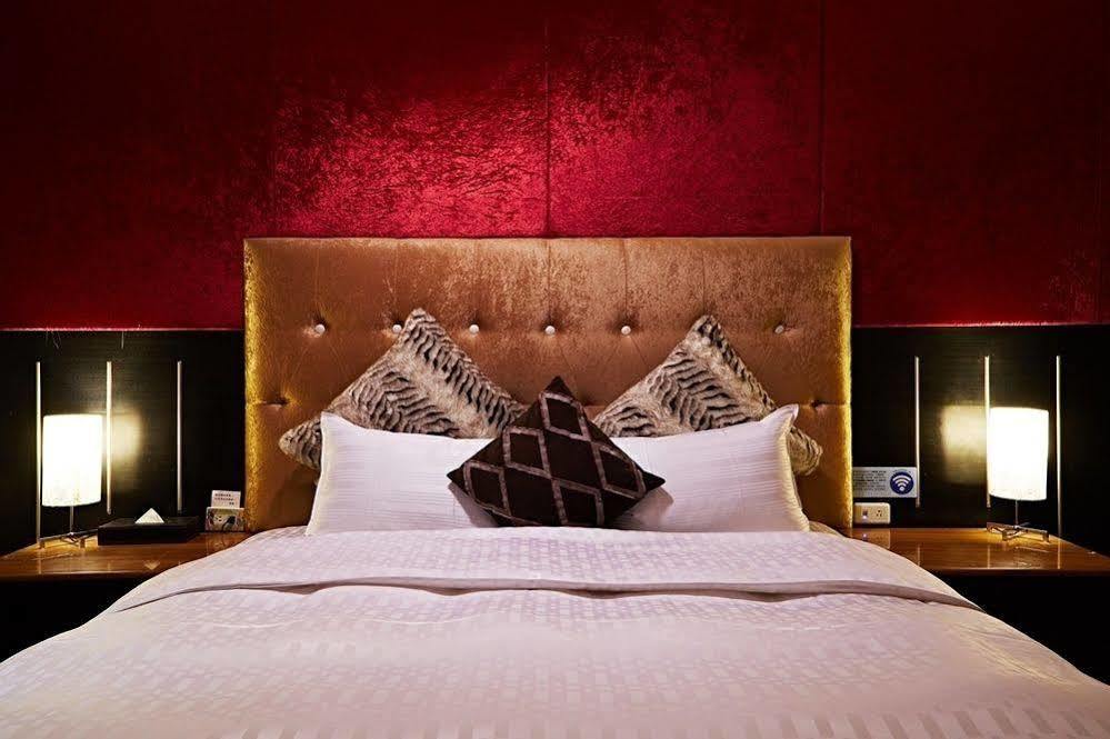 Prague Spring Boutique Motel Liujia Екстериор снимка